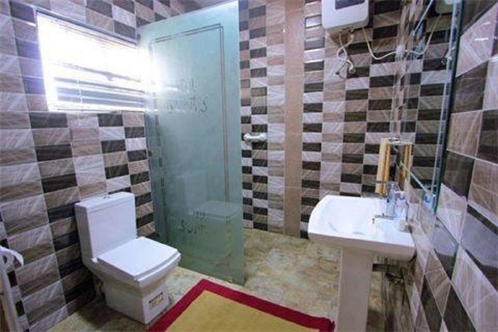 Number 95 Suites Lagos Exterior photo